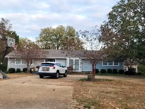 Palisade, FLORENCE, AL 35630
