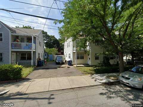 Lucerne, DORCHESTER CENTER, MA 02124