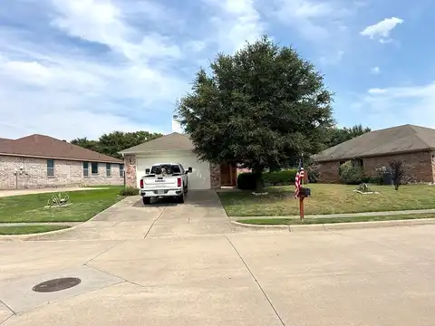 Hogan, BENBROOK, TX 76126