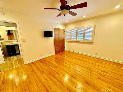 Alonzo, ENCINO, CA 91316