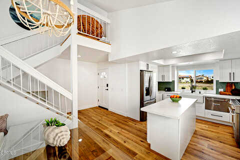 Whitecap, OXNARD, CA 93035