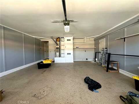 Space, MORENO VALLEY, CA 92551