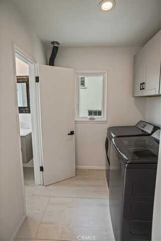 Grinnell, BURBANK, CA 91501