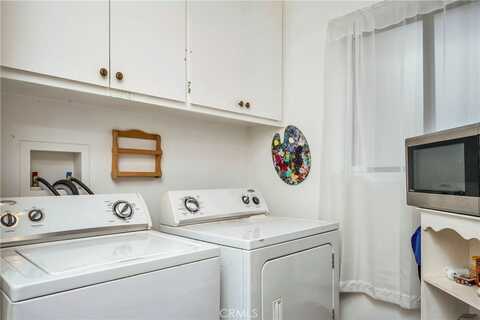 Royale Avenue, Lakeport, CA 95453