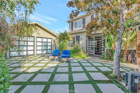 Elden, COSTA MESA, CA 92627