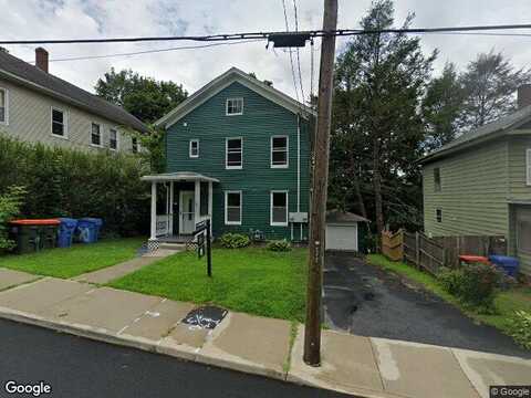 Maple, MERIDEN, CT 06451