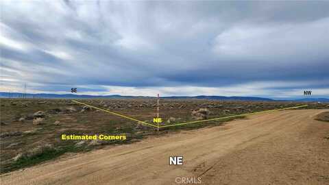 W Avenue B-14 W, Antelope, CA 93536