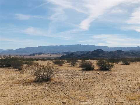 Fascination Avenue, Joshua Tree, CA 92252