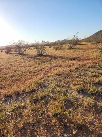 Caspar Road, Barstow, CA 92311