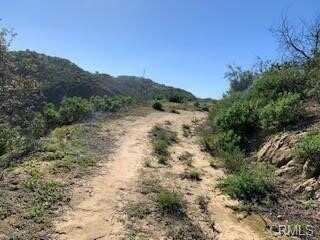 Hillside Rd, Chino Hills, CA 91709