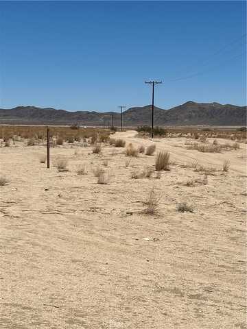 Cascade Rd, Joshua Tree, CA 92252