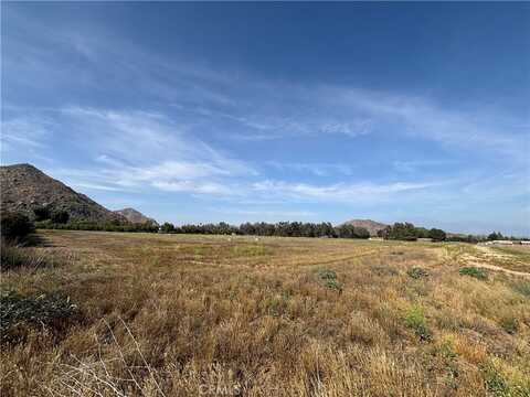 California Ave, Hemet, CA 92545