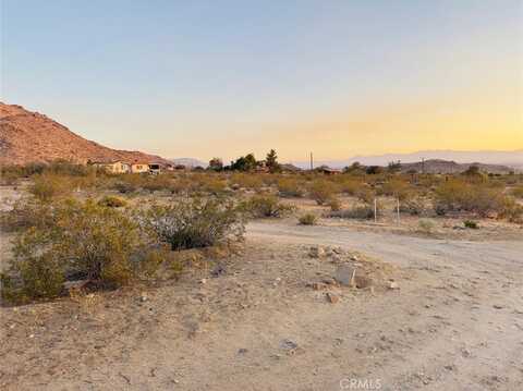 Old Mine Rd, Apple Valley, CA 92307