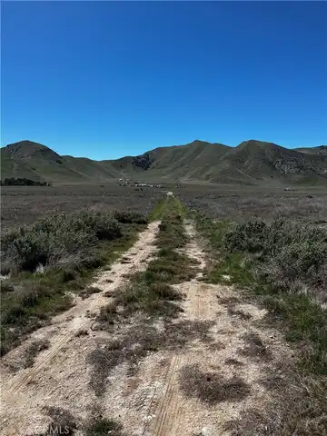 College City Dr, Santa Margarita, CA 93453