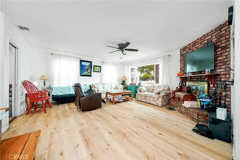 Pontenova, HACIENDA HEIGHTS, CA 91745