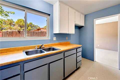 Janan, BANNING, CA 92220