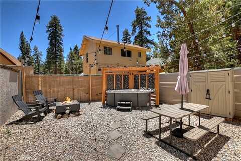 Aeroplane, BIG BEAR CITY, CA 92314