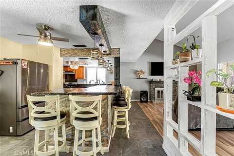 Geary, FRESNO, CA 93725