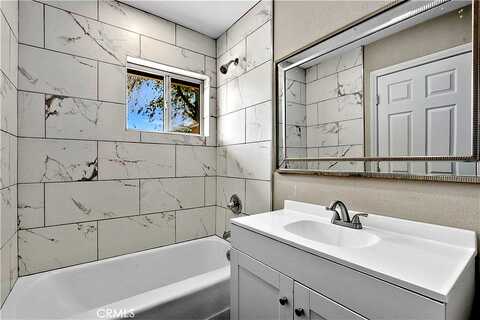 Avenue H2, LANCASTER, CA 93534