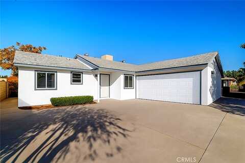 Robina, PALMDALE, CA 93550