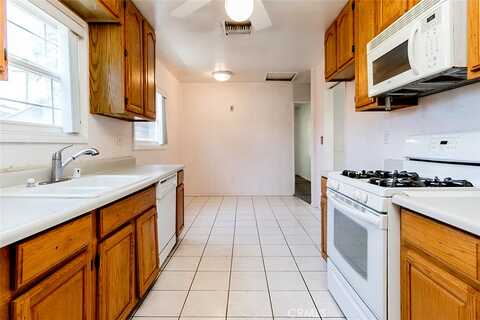 Mayall, MISSION HILLS, CA 91345