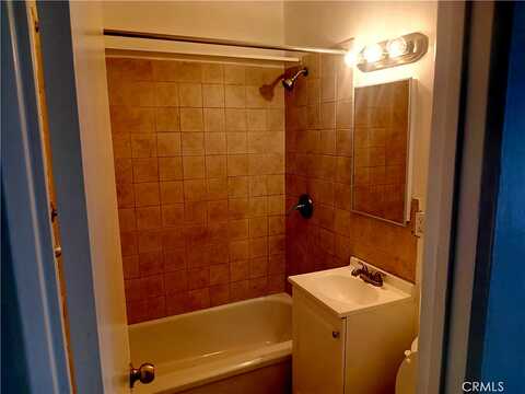 Foxholm, PALMDALE, CA 93551