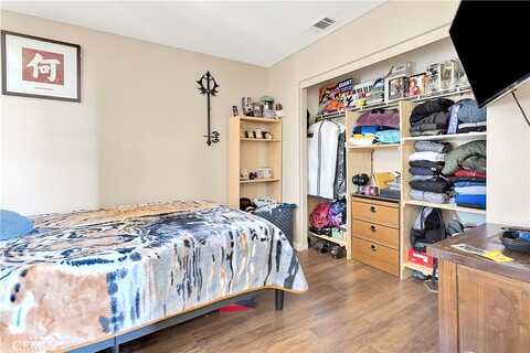 Alton, ADELANTO, CA 92301