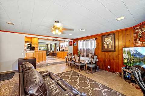 Mason, WINNETKA, CA 91306