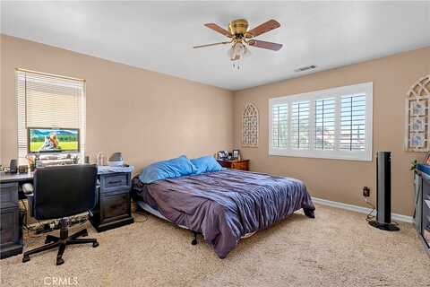Berrydale, VICTORVILLE, CA 92392