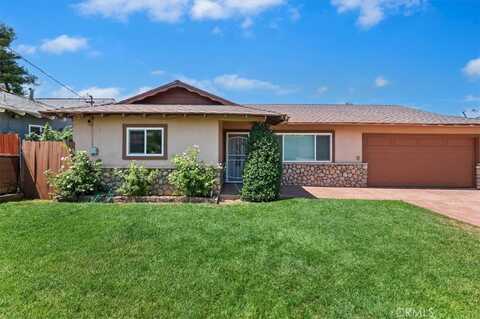 1St, YUCAIPA, CA 92399