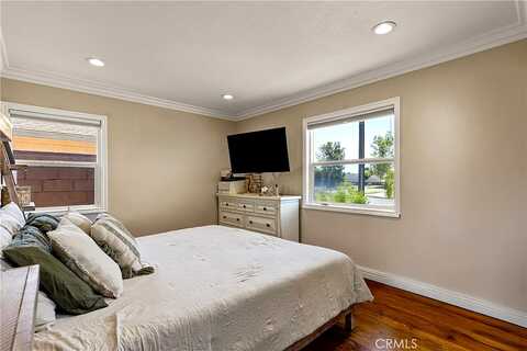 Juanita, GLENDORA, CA 91740