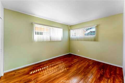 Prospect, TUSTIN, CA 92780