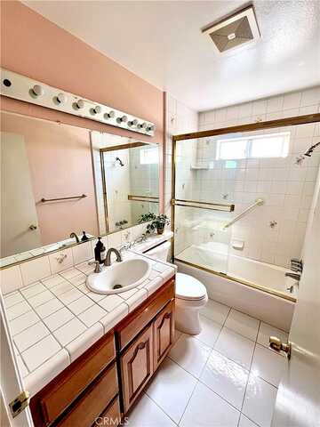 Mckay, WALNUT, CA 91789