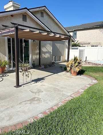 Elizabeth, FONTANA, CA 92337