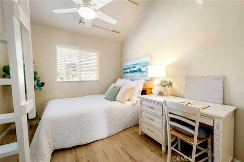 Foothill, SAN LUIS OBISPO, CA 93405