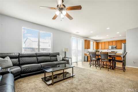 Cleveland, OAK HILLS, CA 92344
