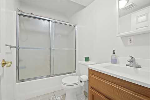 64Th, INGLEWOOD, CA 90302