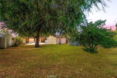 34Th, SAN BERNARDINO, CA 92404