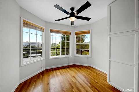 Hacienda, HIDDEN VALLEY LAKE, CA 95467