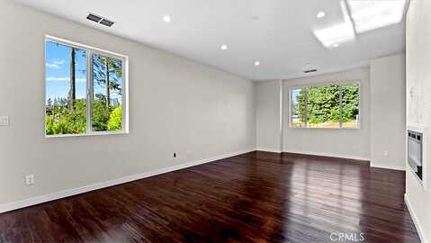 Newland, PARADISE, CA 95969