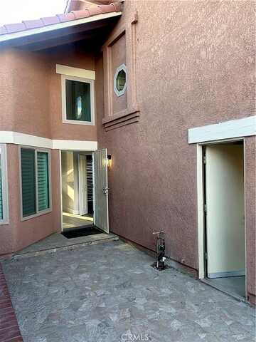 Sultan, PALM DESERT, CA 92211