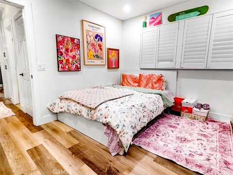 Dos Rios, DOWNEY, CA 90240