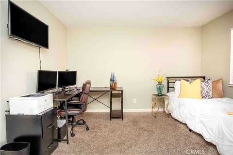White Oak, LAKE ELSINORE, CA 92530