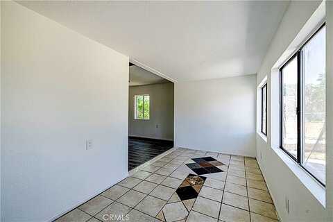 Newgrove, LANCASTER, CA 93534