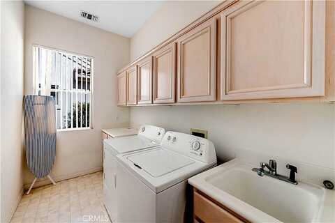 Hunter Point, PALM DESERT, CA 92211