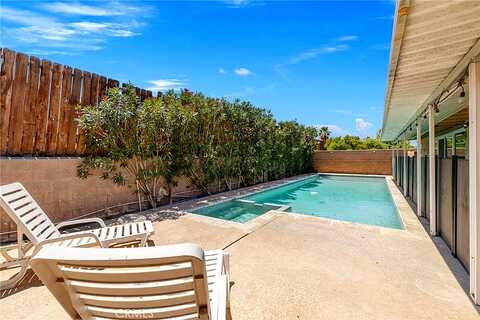 Wisconsin, PALM DESERT, CA 92211
