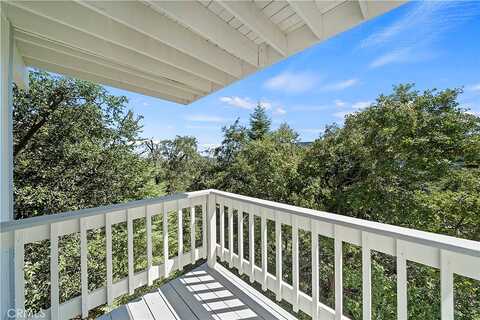 Altdorf, CRESTLINE, CA 92325