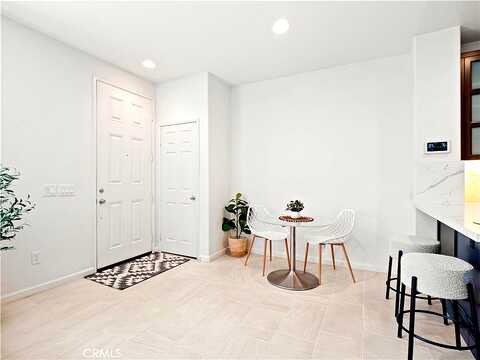 Silver Crest, SANTA CLARITA, CA 91350