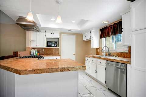 Cambridge, MORENO VALLEY, CA 92557