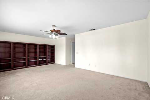 Regents, LANCASTER, CA 93534